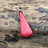 Punane korall piklik ripats