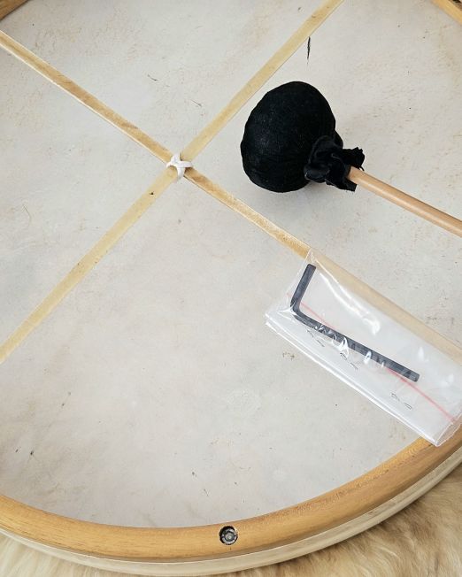 Šamaanitrumm pulgaga 40 cm