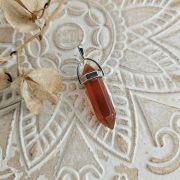 Karneool kahe tipuga ripats