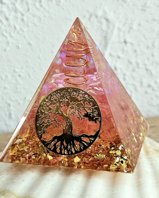 Orgoniit väe püramiid roosa kvarts elupuu