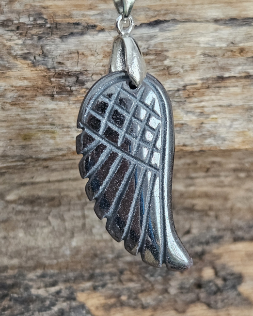 Hematiit ripats inglitiib