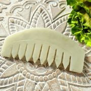 "Armastav hoolitsus" kamm roheline jaad