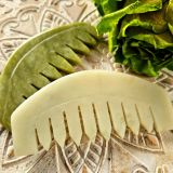 "Armastav hoolitsus" kamm roheline jaad