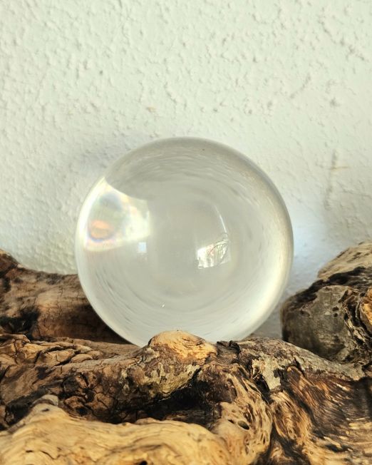 Kirgas Feng Shui klaaskuul